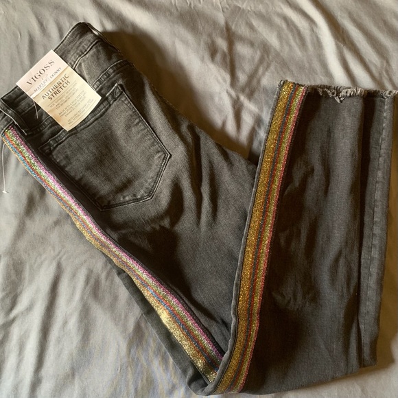 Vigoss Marley Mid Rise Jeans - Picture 1 of 2